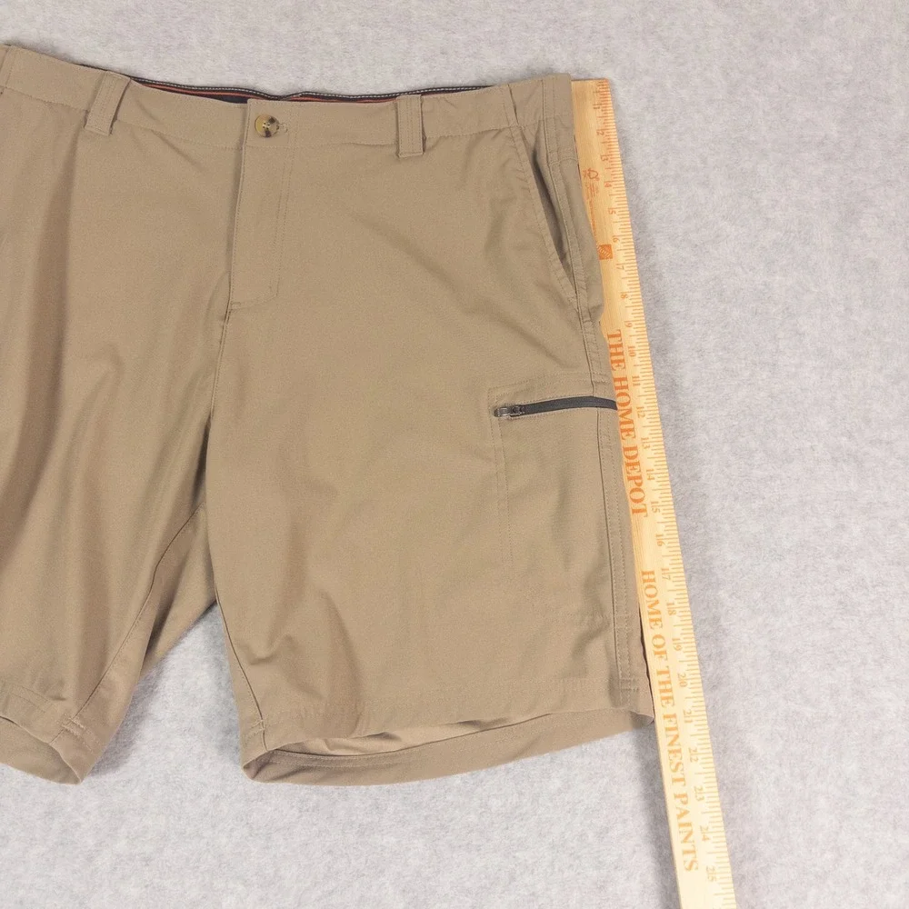 ZeroXposur Mens Performance Cargo Shorts Tan Khaki Stretch Hiking Golf Size 40